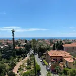 Magico Relax Bordighera-open Space Con Piscina, Parcheggio Privato Gratuito E Vista Mare Apartment *